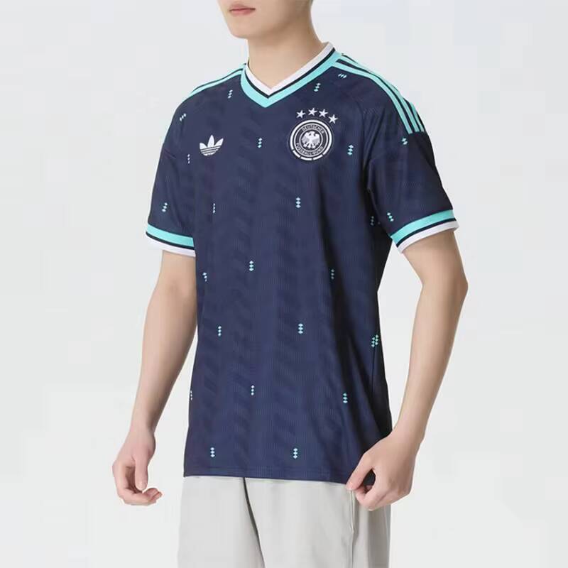 Kaos Tim Adidas Clover Jerman  - Crossfit Training ulasan dan harga